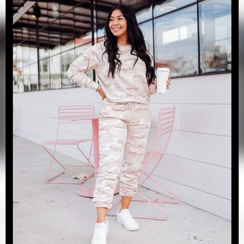 Loft Lou & Grey Camo lounge set